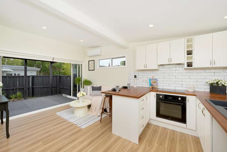 3/176 Henderson Valley Road Henderson_15