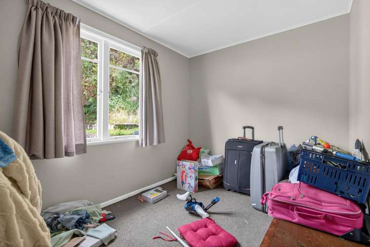 29 Shackleton Grove Stokes Valley_12