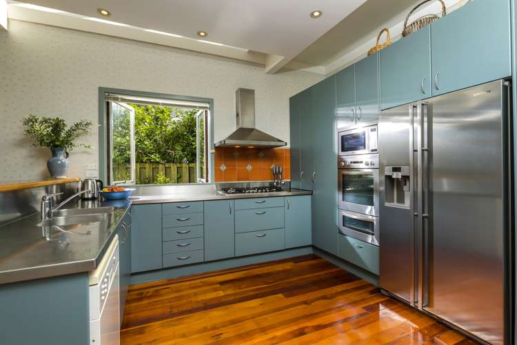 122 Vauxhall Road Narrow Neck_10