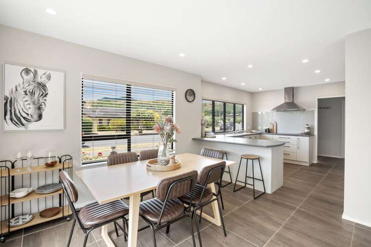 10 Lorna Irene Drive Raumati South_6