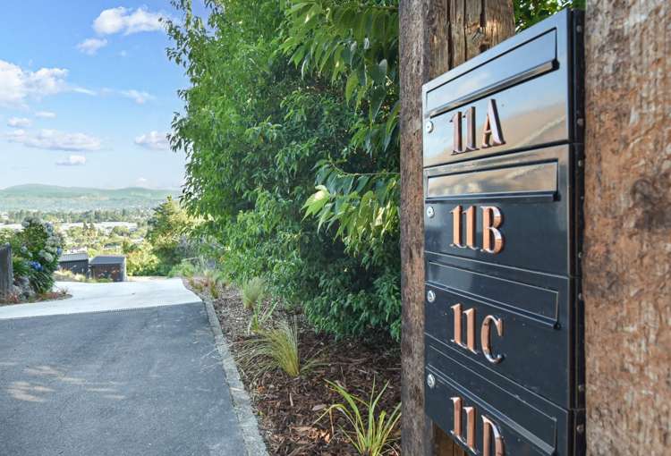 11B Russell Crescent Western Heights_13