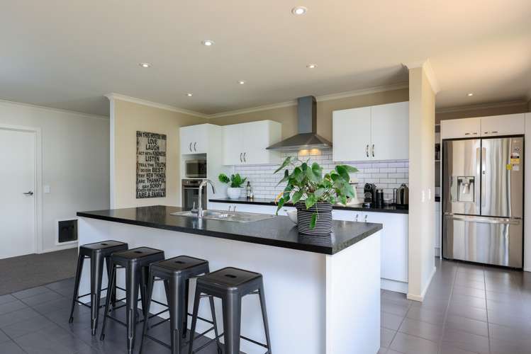 8 Sanctuary Drive Stoke_6