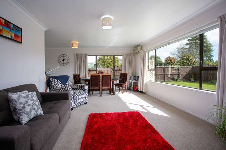 8 Conrad Place Leamington_7