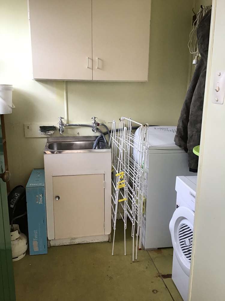 5 Awarua Place Haast_8