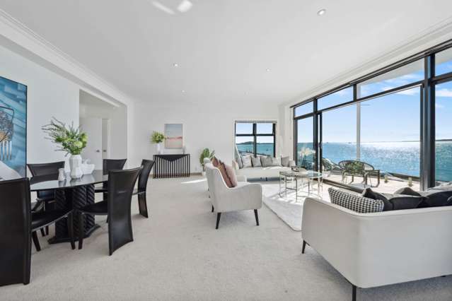 Entire-Floor Apartment with Breathtaking Views
