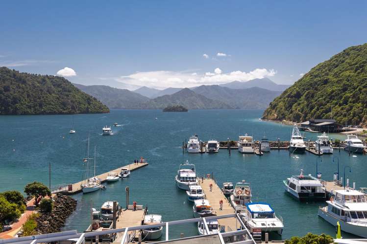 206/6 London Quay Picton_31