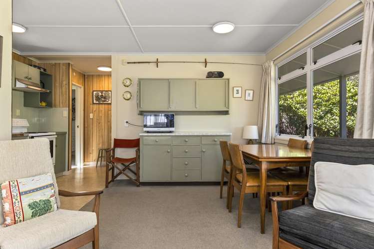 1 and 2/12 Kereru Street Two Mile Bay_6