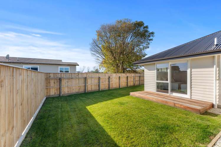 2 Lawry Lane Feilding_14