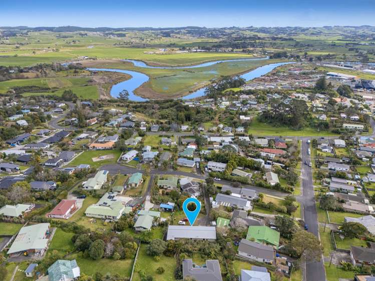 2 Kaipara Crescent_5