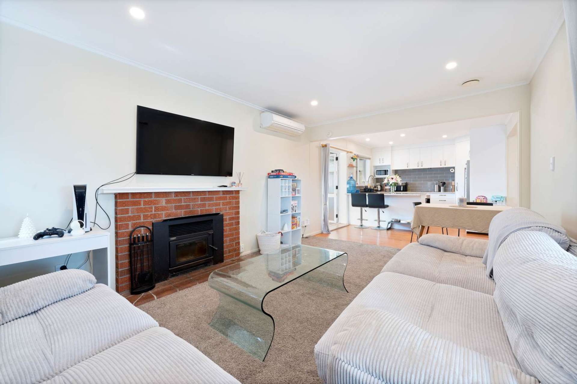 56 Botany Road Botany Downs_0