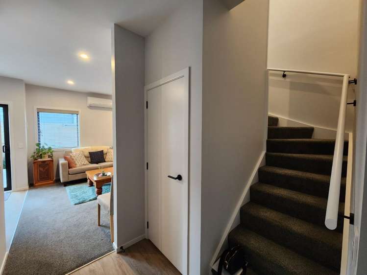 2/62 Queens Grove 1371_5