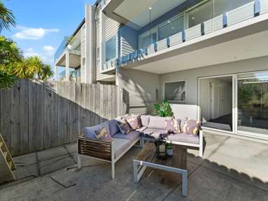 2/23 Wellington Street_2