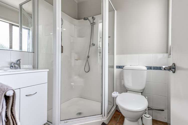 1211b Victoria Street Whitiora_17