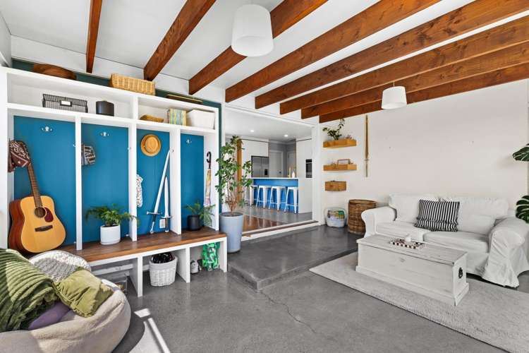 1100 Allenby Street Akina_19