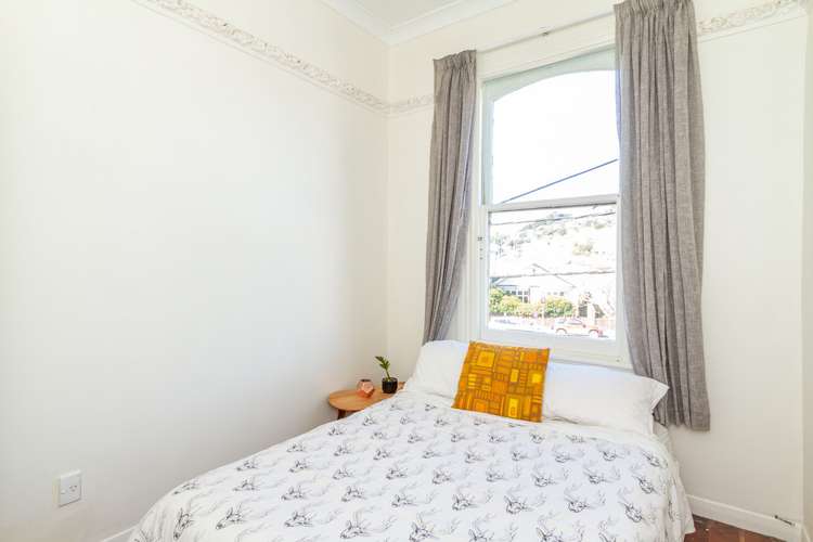 10 Russell Terrace Newtown_10