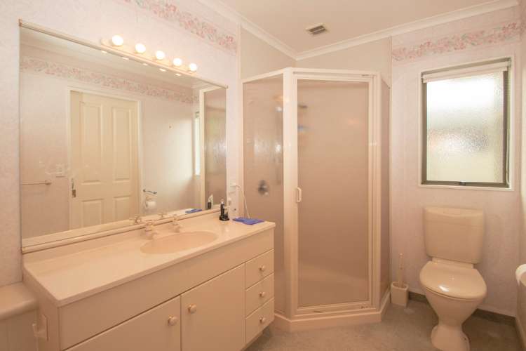 15 Beaufort Mews Taradale_5