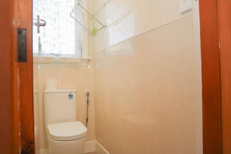90 Domett Esplanade Cobden_21