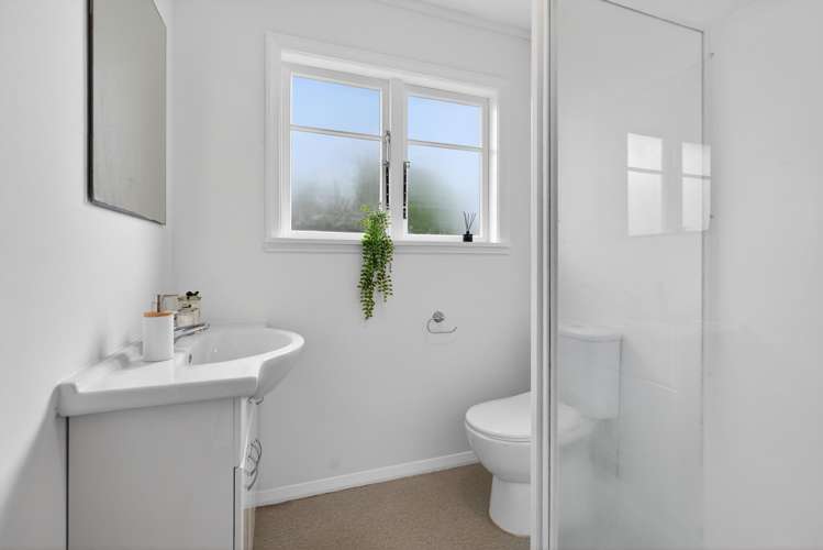 1 Hine Road Wainuiomata_11