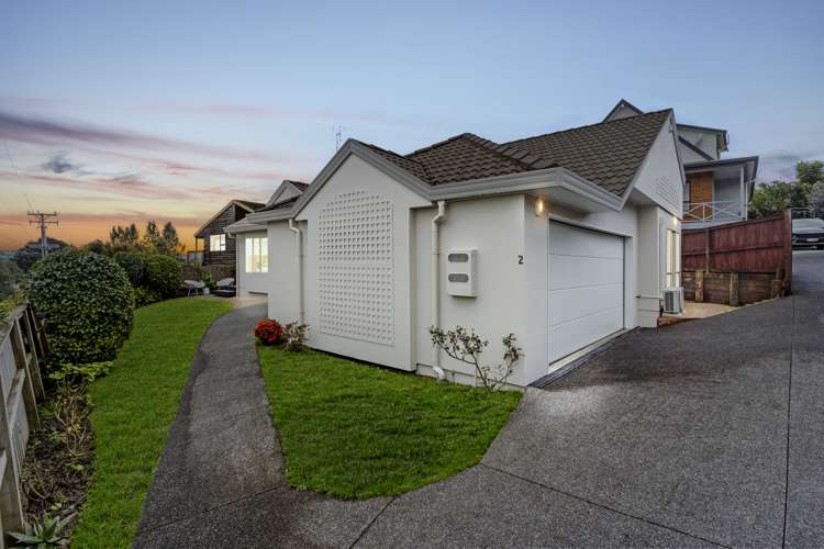 2/893 Beach Road Waiake_18