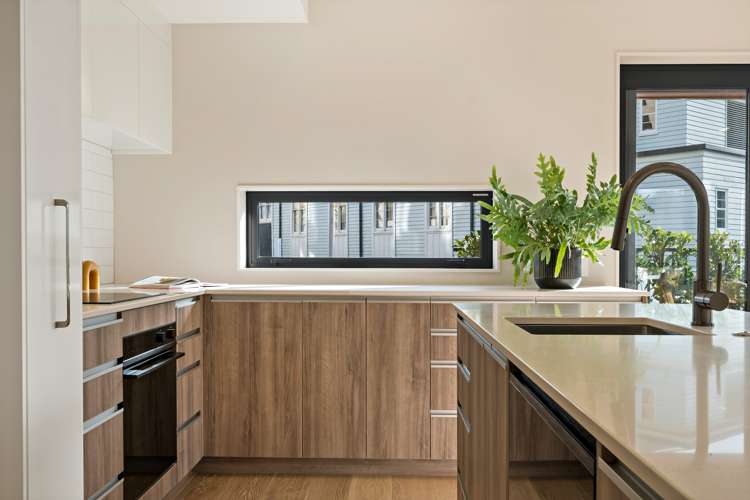 G01/27a Hudson Bay Road Hobsonville_3