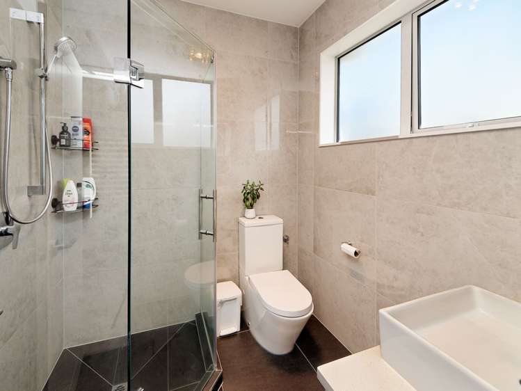 23 Hangar Lane Whenuapai_15