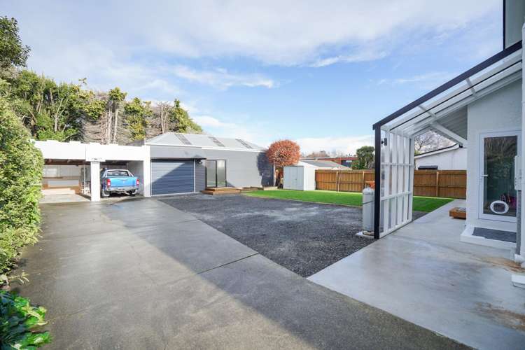 239 Herbert Street Windsor_33