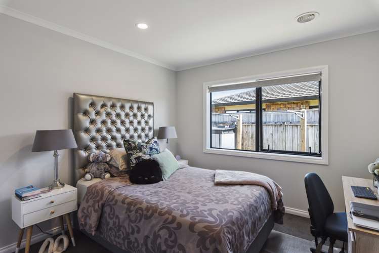 176 Milne Drive Paraparaumu_26