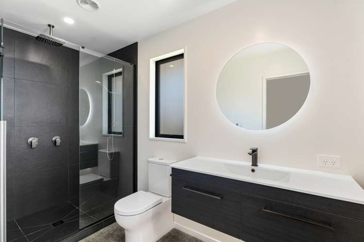 5 Tahi Street Albert Town_14