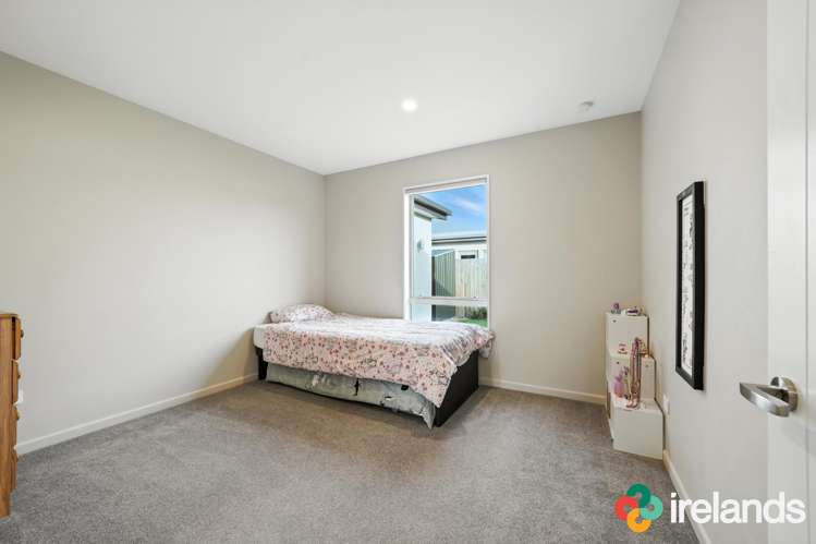 53 Kingsbridge West Burwood_8