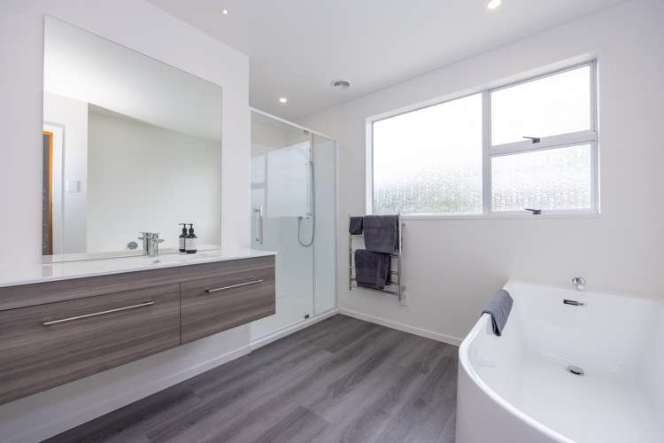 16 Arklow Street Albert Town_9