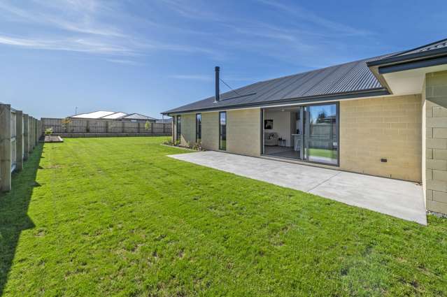 38 Graeme Foote Street Darfield_2