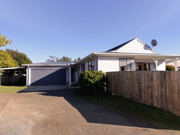 12 Rintoul Place Brightwater_1