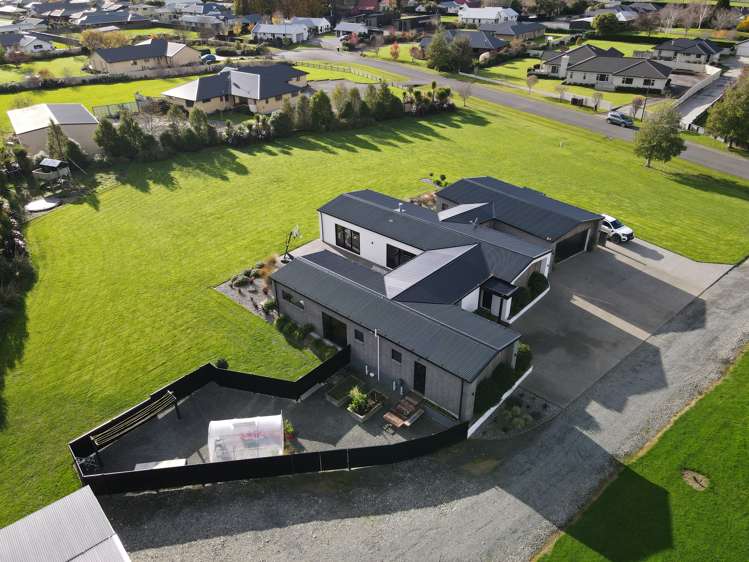 19 Longwood Drive Winton_22