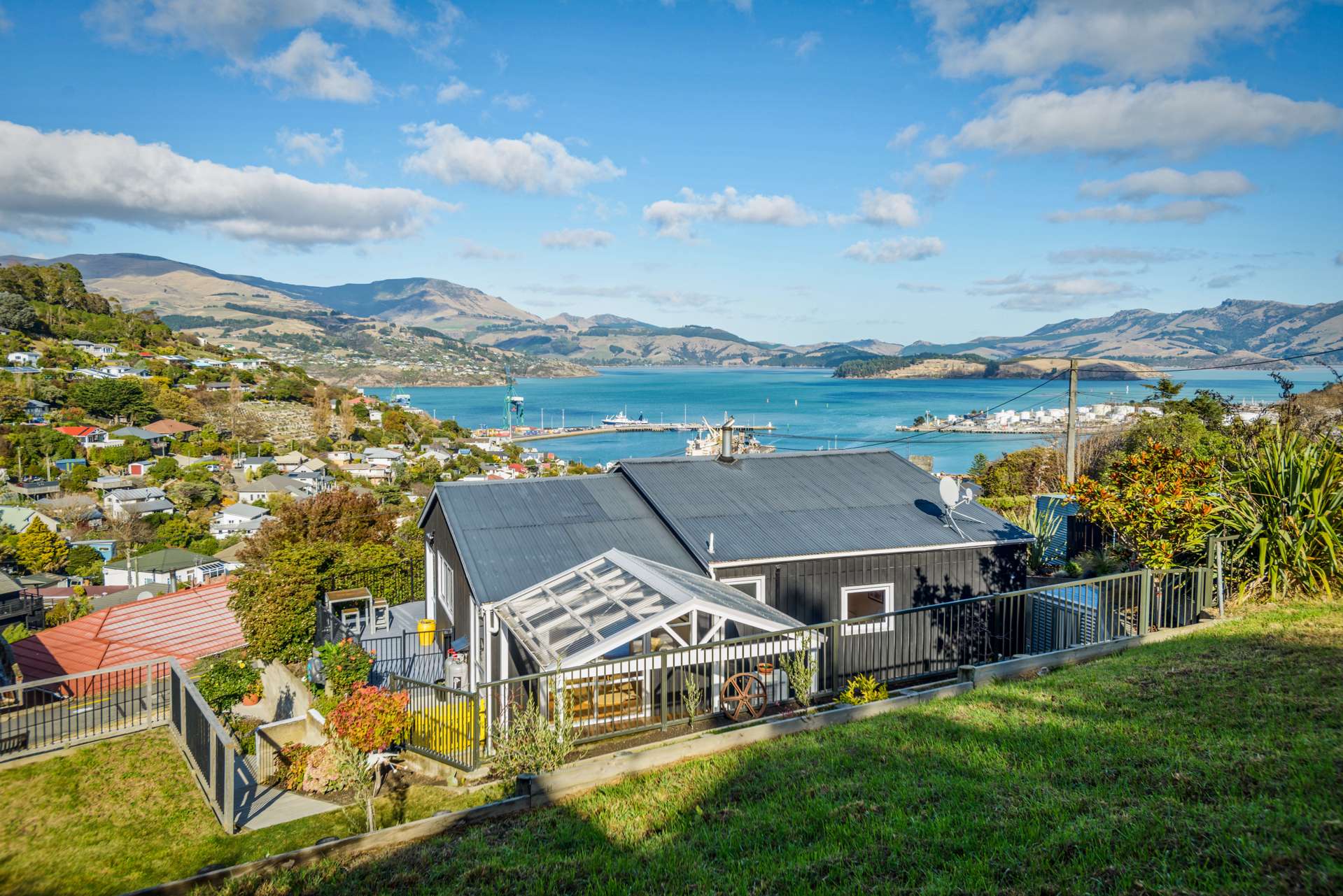 8 Days Road Lyttelton_0