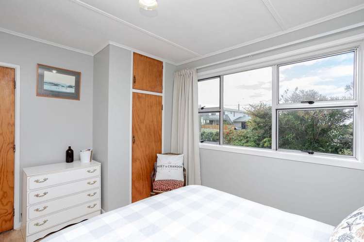 40 Seaview Road Herbertville_11