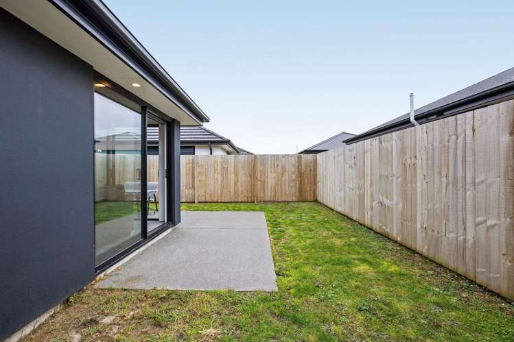 17 Bill Hammond Drive Belfast_15