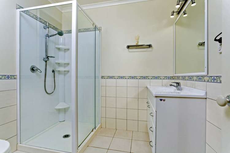 22 Black Teal Close Unsworth Heights_22