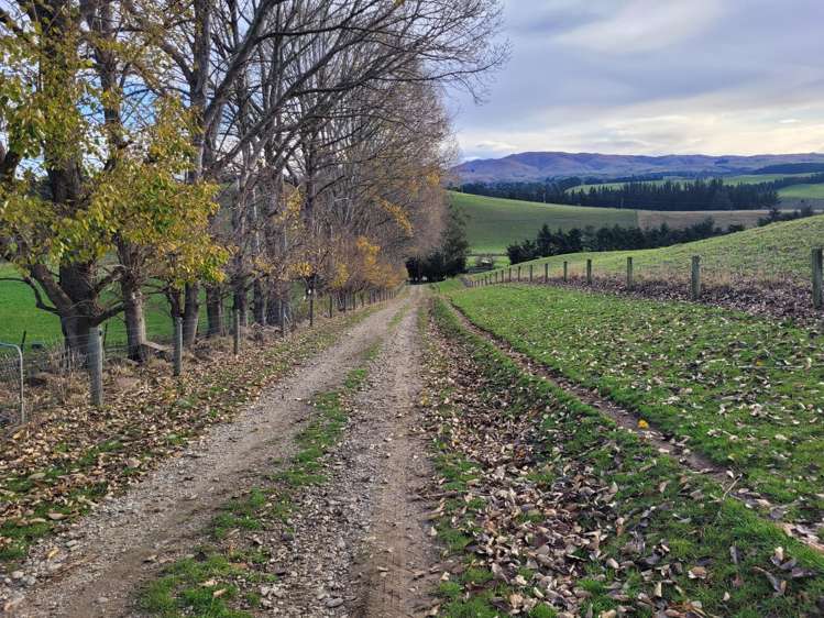 2 Danseys Pass Road Livingstone_11