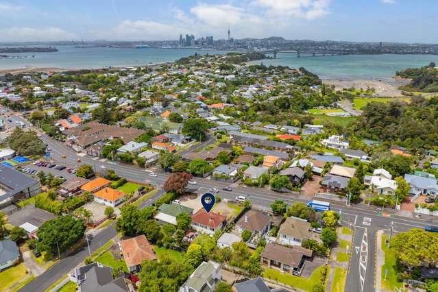 81 Onewa Road Northcote_4
