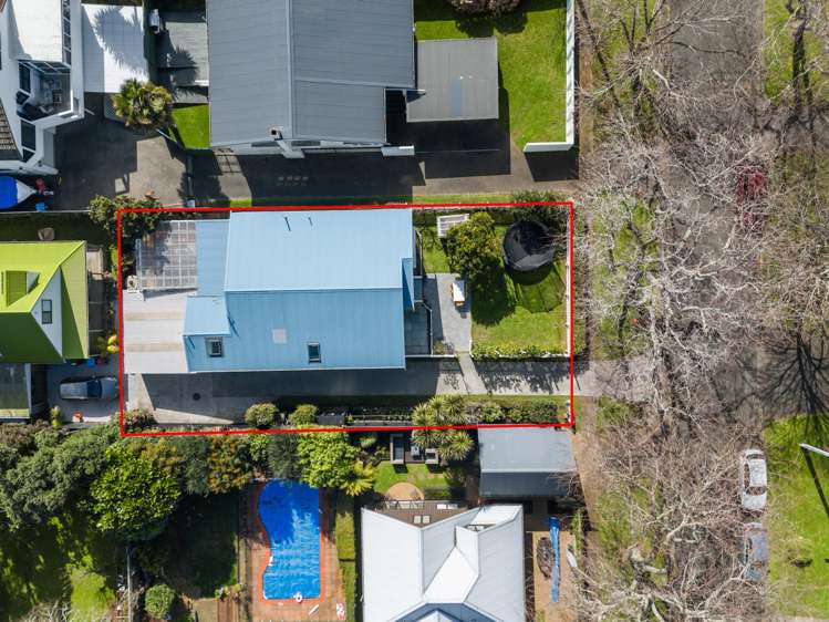 8 Epworth Avenue Royal Oak_27