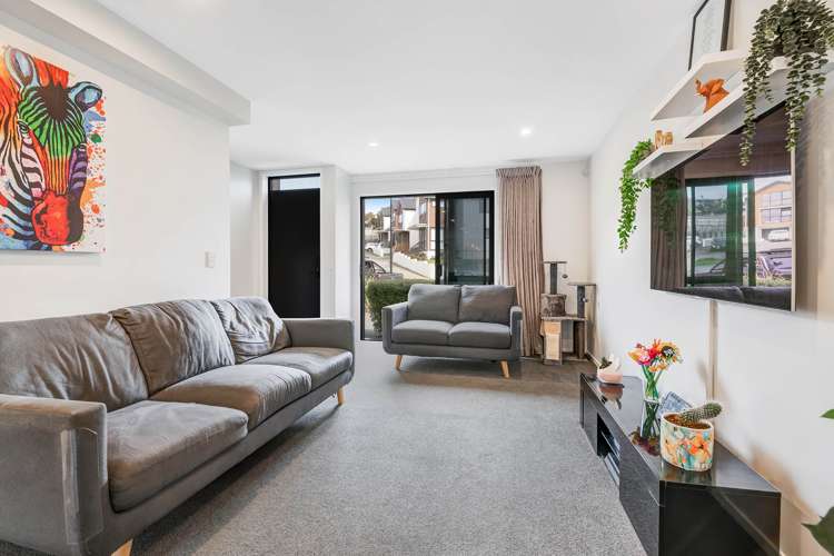 4 Orca Drive Stanmore Bay_5