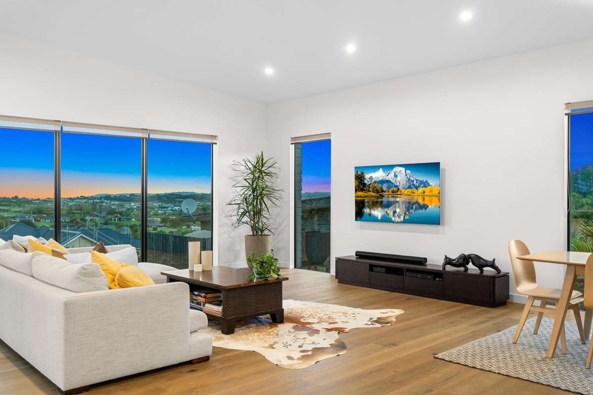 84 Robert Hastie Drive_3
