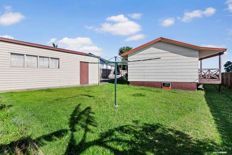 65 Charntay Avenue Clover Park_0