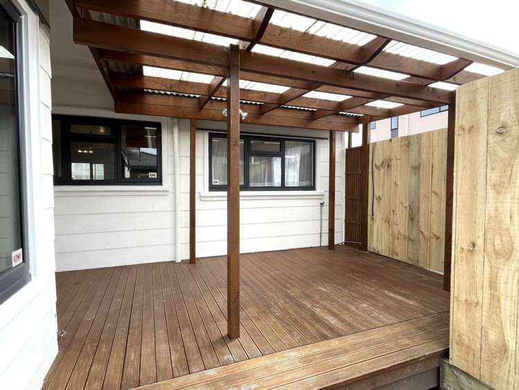 16 Arney Road Ranui_16