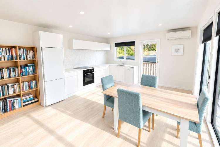 43A Harbour View Road 1320_1