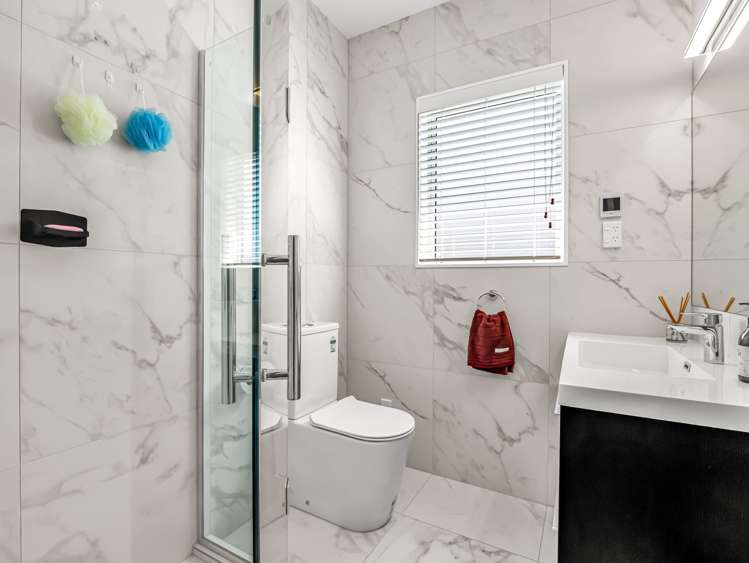 21 Jeroboam Loop Huapai_19