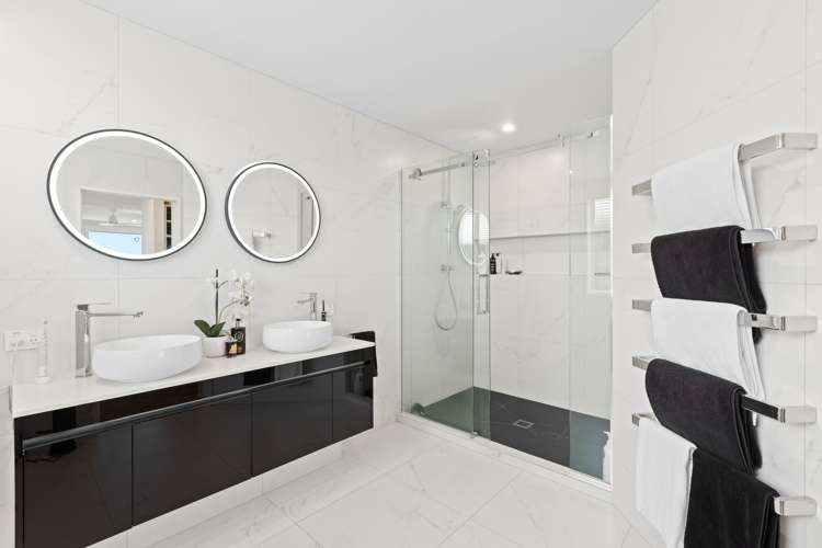 29 The Ritz Orewa_11