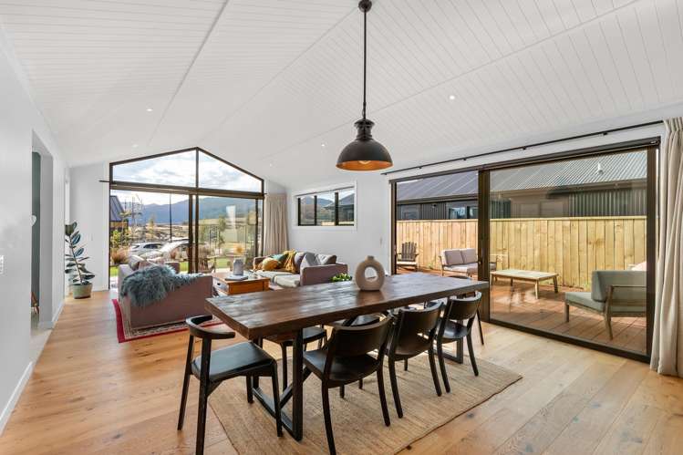 66 Spur Ridge Rise Jacks Point_8