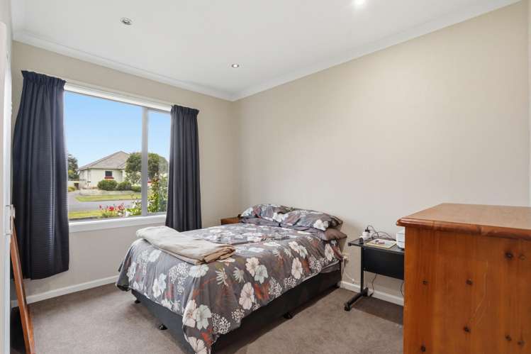 17 York Street Strathern_11