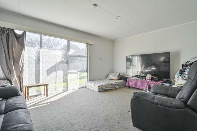 845 Huia Street Camberley_3